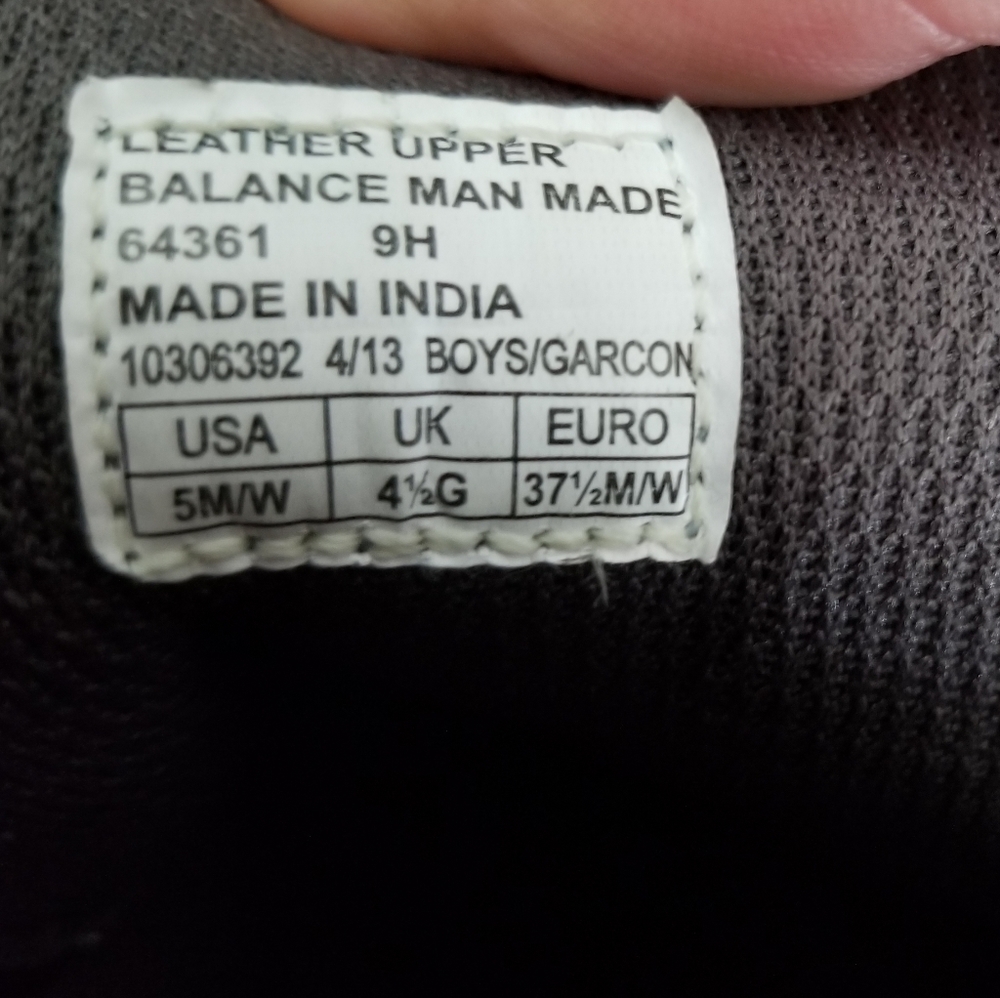 Clark's Leather High Tops - Picture 3 of 3